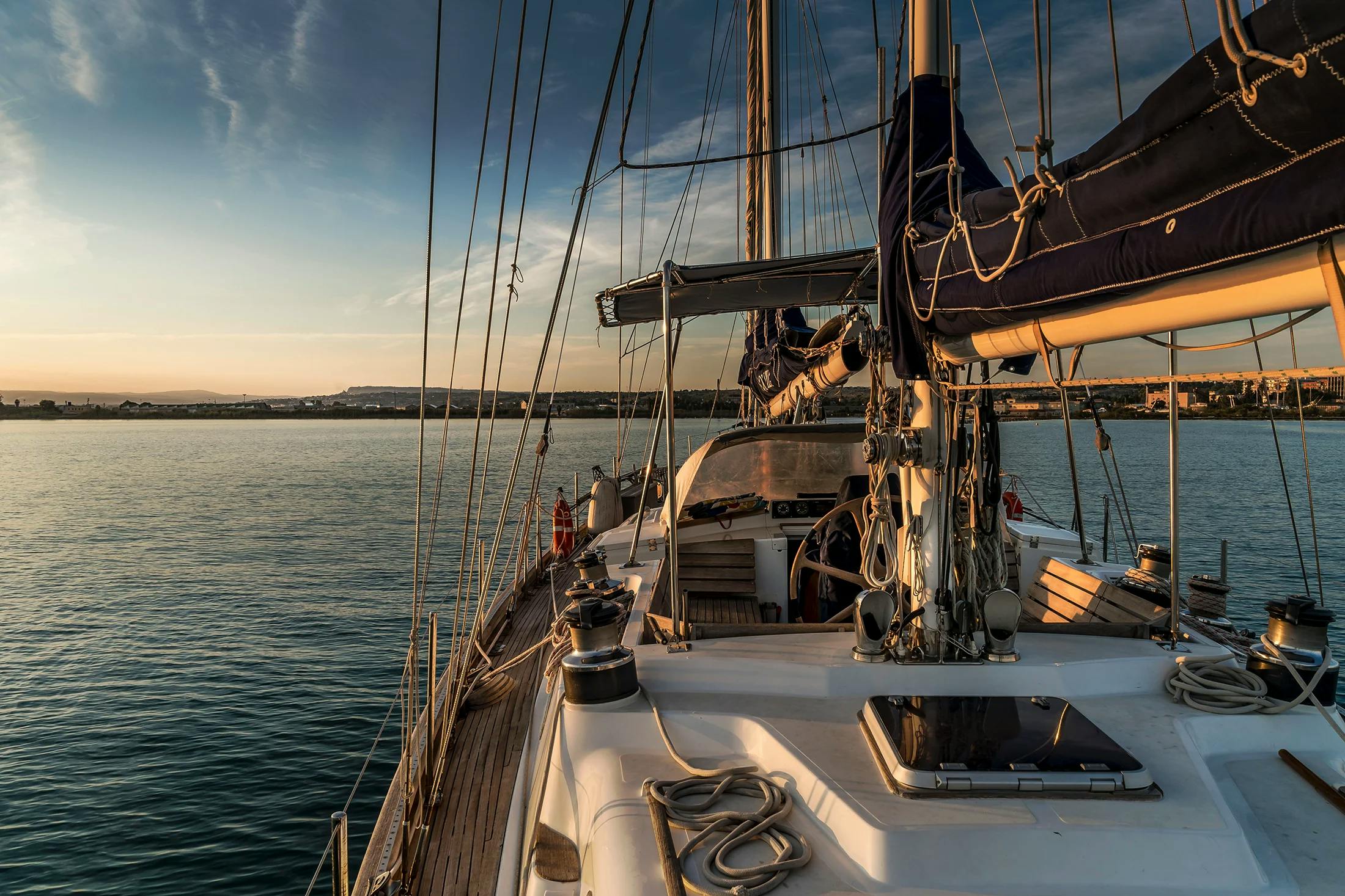 IYT Sailing Practice and certification. undefined. Training for an international license for the captain of a sailing yacht Bareboat Captain Skipper according to the IYT system